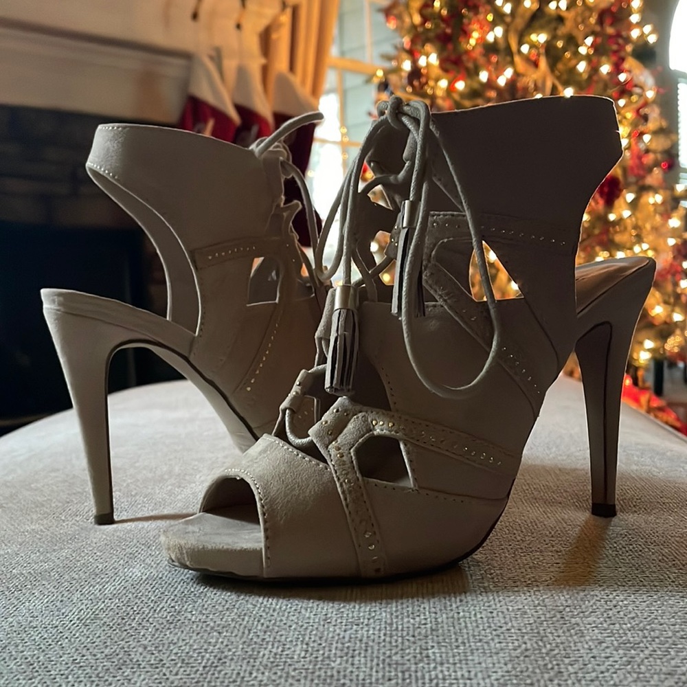 Barely Worn, Cream Bootie Heels!